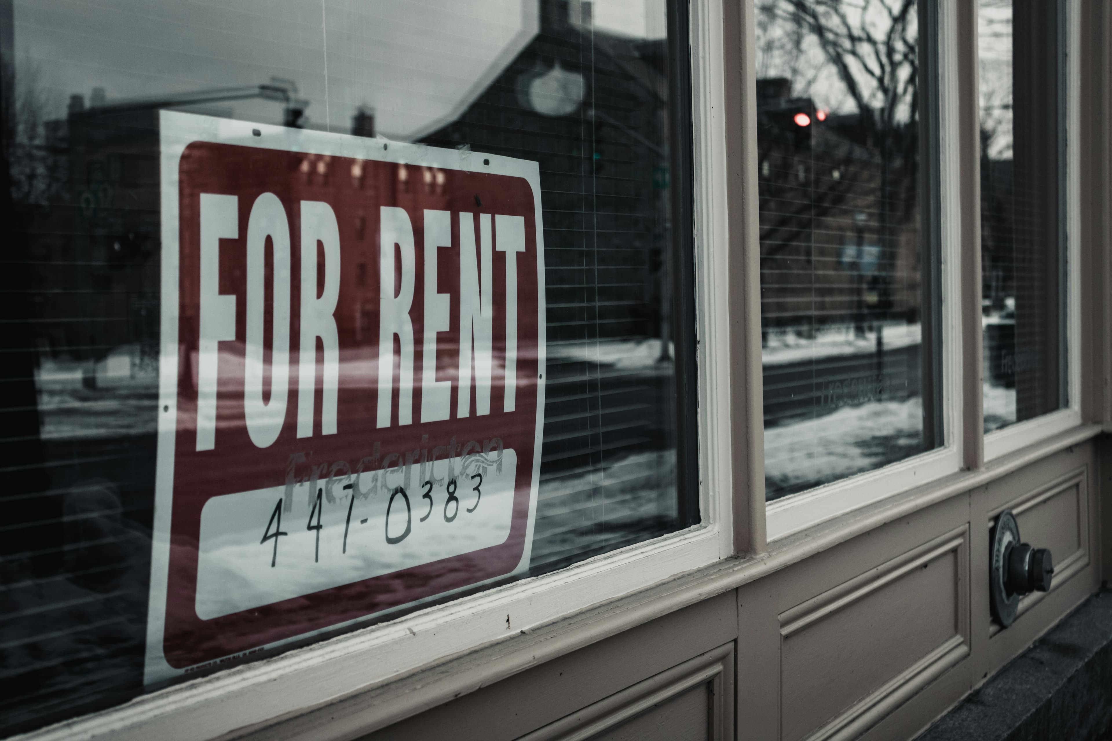 10 Essential Tips for First-Time Renters